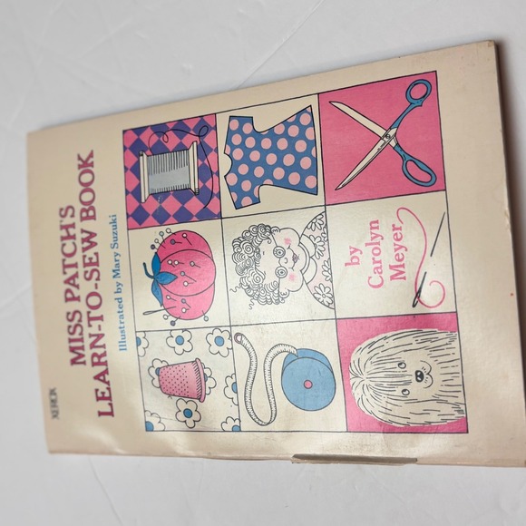 Vintage Miss Patch's Learn-To-Sew Book‎ 1969 Carolyn Meyer Mary Suzuki Xerox